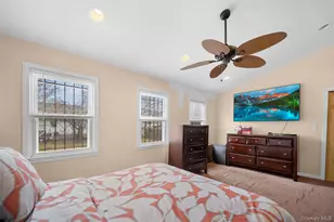 217 Bennett Ave, Hempstead, NY 11550 - Photo 22