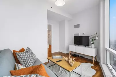 5 Renaissance Square #PH5E (36fl), White Plains, NY 10601 - Photo 4