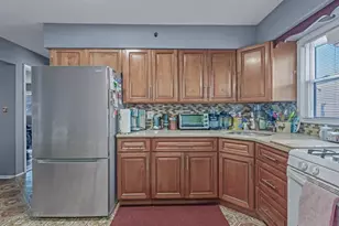 206 Hunnewell Ave, Elmont, NY 11003 - Photo 6