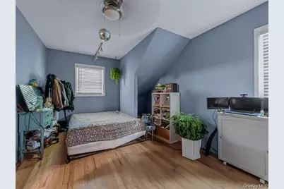 206 Hunnewell Avenue, Elmont, NY 11003 - Photo 12