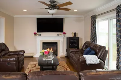 6 Jamil Court, Poughkeepsie, NY 12603 - Photo 18