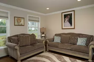 6 Jamil Ct, Poughkeepsie, NY 12603 - Photo 10