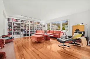 6 Jason Ln, Mamaroneck, NY 10543 - Photo 4