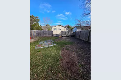 14 Lincoln Road, Hampton Bays, NY 11946 - Photo 20