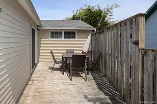 14 Lincoln Rd, Hampton Bays, NY 11946 - Photo 32