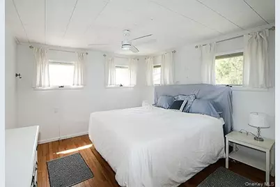 14 Lincoln Road, Hampton Bays, NY 11946 - Photo 22