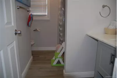 137 Carleton Drive E, Shirley, NY 11967 - Photo 8