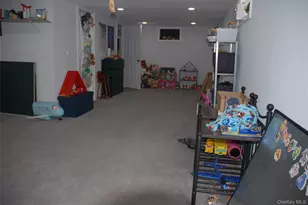 137 Carleton Dr E, Shirley, NY 11967 - Photo 12