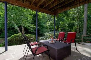 46 Reynal Rd, White Plains, NY 10605 - Photo 24