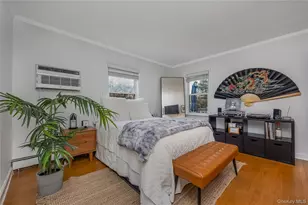 28 Lincoln Ave, Massapequa, NY 11758 - Photo 14