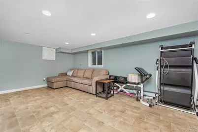 28 Lincoln Avenue, Massapequa, NY 11758 - Photo 22