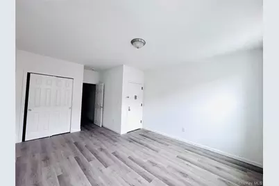 1688 Gates Avenue #1L, Ridgewood, NY 11385 - Photo 8