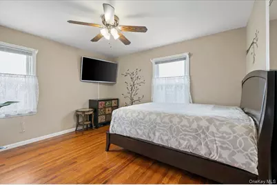 196 William Street, Williston Park, NY 11596 - Photo 10