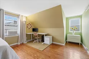 196 William St, Williston Park, NY 11596 - Photo 14