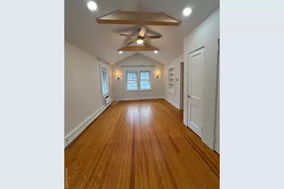 35 Youngs Hill Road, Huntington, NY 11743 - Photo 10