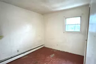 1181 Ocean Ave, Bay Shore, NY 11706 - Photo 8