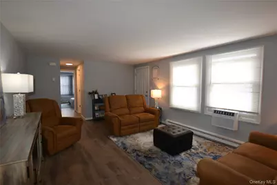 65A Village Circle S, Manorville, NY 11949 - Photo 6