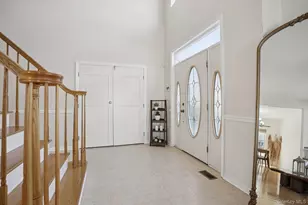 3015 Molly Pitcher Dr, New Windsor, NY 12553 - Photo 2