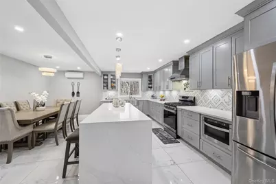 1061 Fordham Lane, Woodmere, NY 11598 - Photo 10