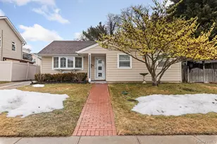 22 Greenway Circle, Syosset, NY 11791 - Photo 22