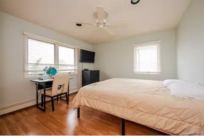 40 Cayuga Avenue, Atlantic Beach, NY 11509 - Photo 20