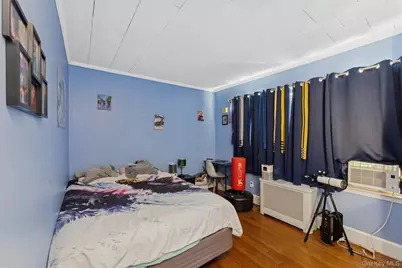 22 Brokaw Avenue, Floral Park, NY 11001 - Photo 10