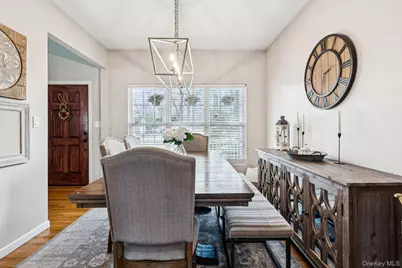 4 Clinton Avenue, Bellport, NY 11713 - Photo 12