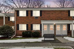 57 Manor Dr, Cornwall, NY 12518 - Photo 2