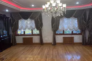 138-54 Hoover Ave, Briarwood, NY 11425 - Photo 2