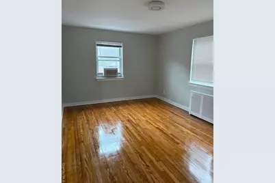 75-07 260th Street #1A, Glen Oaks, NY 11004 - Photo 8