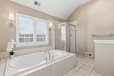 2 Bassett Court, Baldwin Place, NY 10505 - Photo 18