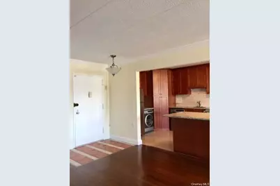 30 Greenridge Avenue #4D, White Plains, NY 10605 - Photo 4