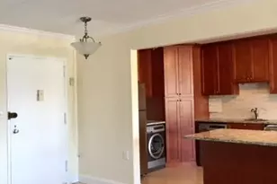 30 Greenridge Ave, White Plains, NY 10605 - Photo 4