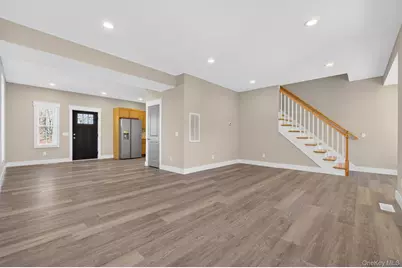 104B North Road, Highland, NY 12528 - Photo 8