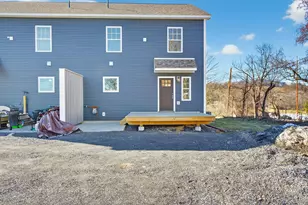 104B North Rd, Highland, NY 12528 - Photo 32