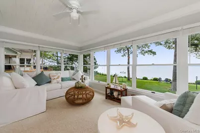 100 W Shore Drive, Southold, NY 11971 - Photo 18