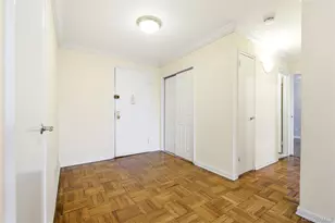 67-50 Thornton Pl, Forest Hills, NY 11375 - Photo 8