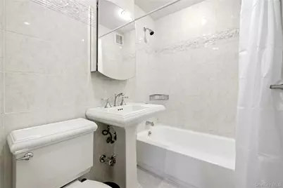 67-50 Thornton Place #1F, Forest Hills, NY 11375 - Photo 24