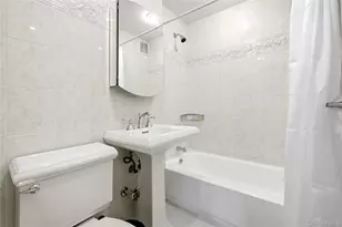 67-50 Thornton Pl, Forest Hills, NY 11375 - Photo 24