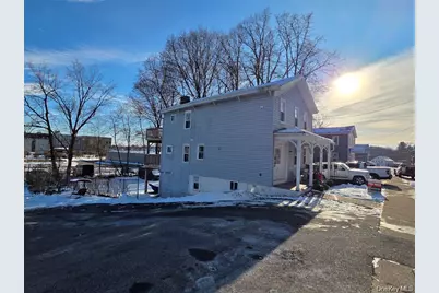 25 Mill Street #1st Floor, Middletown, NY 10940 - Photo 2