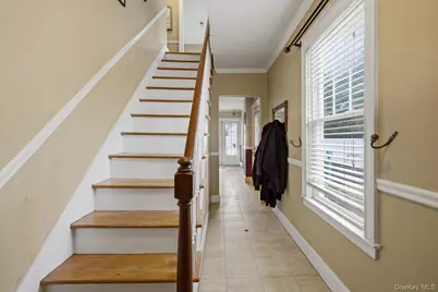 155 Smith Avenue, Islip, NY 11751 - Photo 12