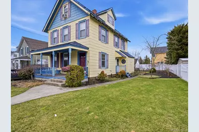 155 Smith Avenue, Islip, NY 11751 - Photo 2