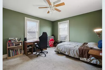 155 Smith Avenue, Islip, NY 11751 - Photo 14