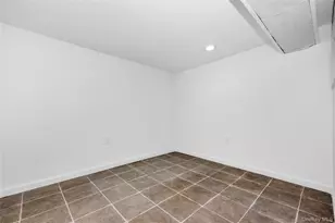 296 Harvard St, Hempstead, NY 11550 - Photo 30