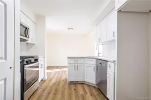 491 Ilyssa Way, New York, NY 10312 - Photo 4