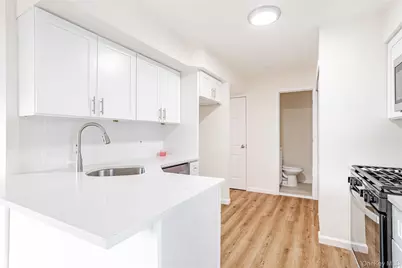 491 Ilyssa Way, New York, NY 10312 - Photo 6