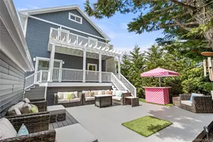 849 E Bay Dr, West Islip, NY 11795 - Photo 20