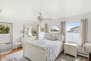 849 E Bay Dr, West Islip, NY 11795 - Photo 10