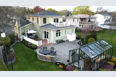 243 S Dunton Avenue, Patchogue, NY 11772 - Photo 38