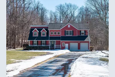 3 Moore Drive, Yorktown Heights, NY 10598 - Photo 2